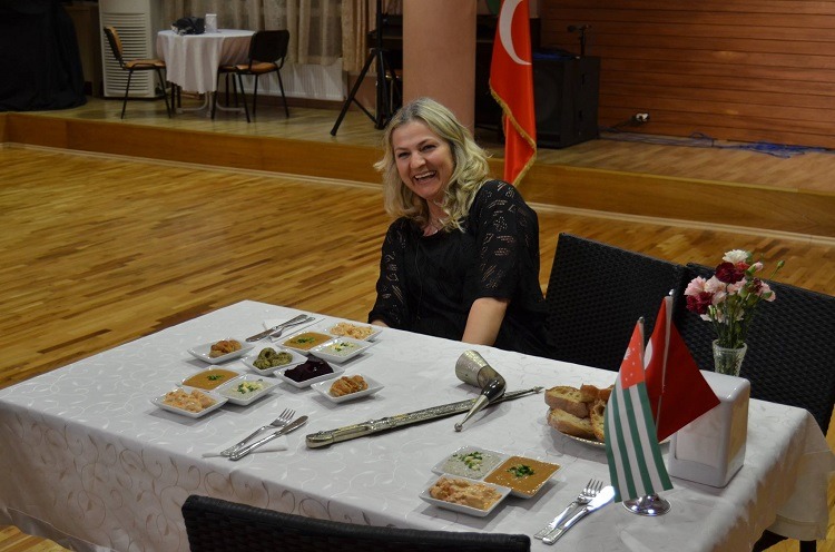 Teşekkürler Aş-Pha Hülya
